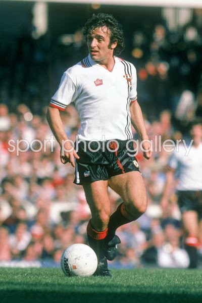 Lou Macari of Manchester United