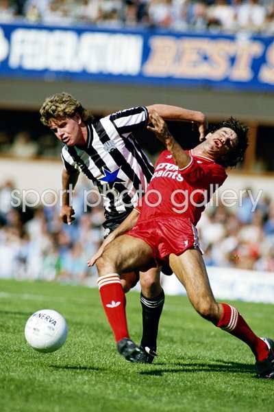 Paul Gascoigne and Mark Lawrenson 