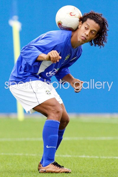Ronaldinho Brazil training