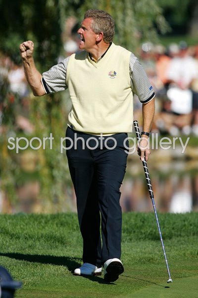 Montgomerie celebrates sealing Europe victory