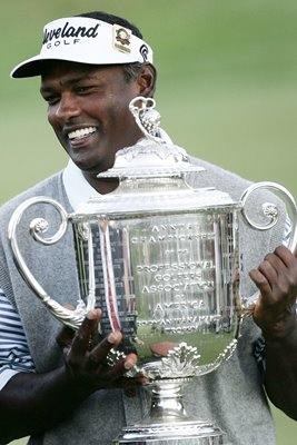 Vijay Singh 2004 Wanamaker Trophy 