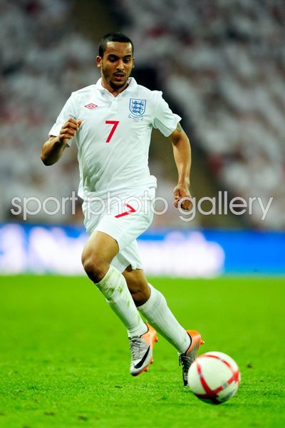 Theo Walcott England v Mexico 2010