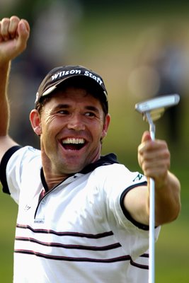 Padraig Harrington celebrates 