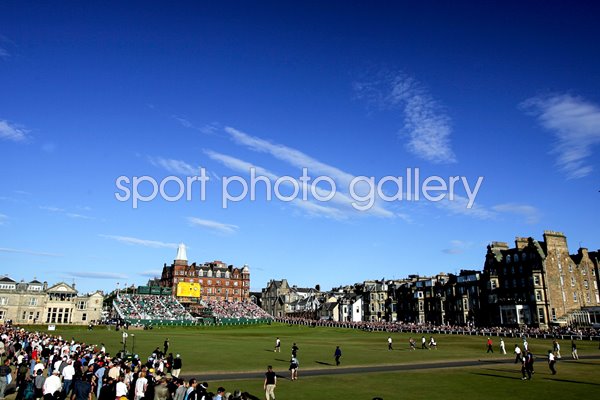 Last group walk up 18th St Andrews 2005