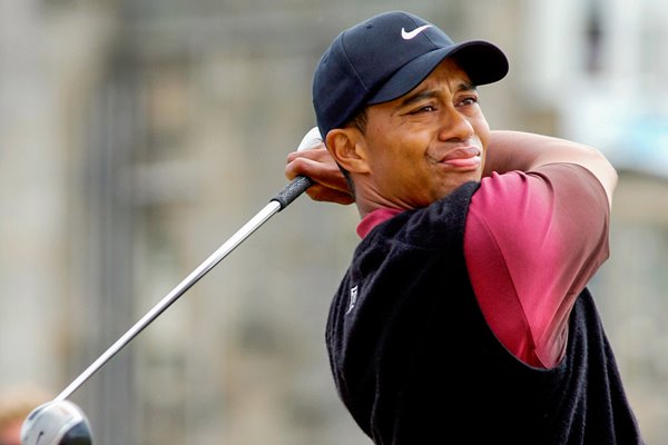 Tiger Woods 2005 Open action  