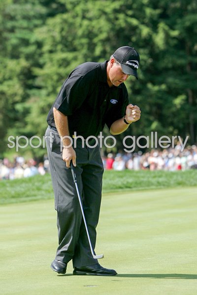 Phil Mickelson wins USPGA 2005