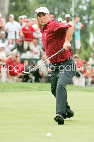 Chris DiMarco celebrates Presidents Cup