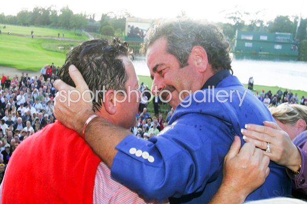 Ian Woosnam celebrates with Sam Torrance 