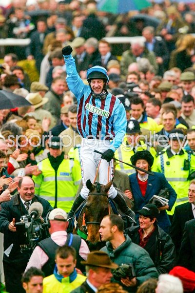Best Mate Cheltenham Gold Cup 2004