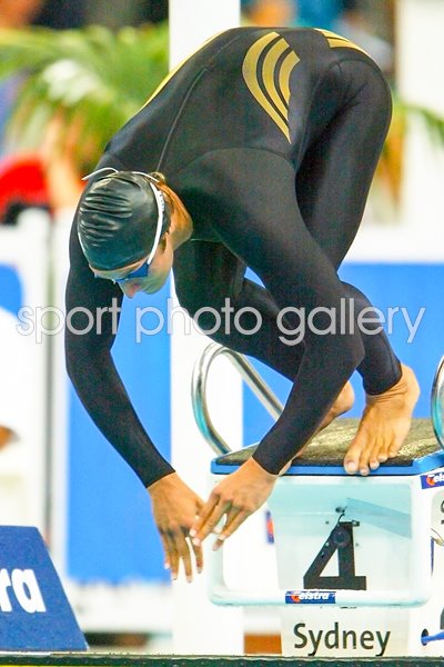 Ian Thorpe dives off the blocks