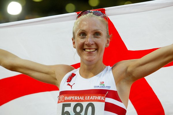 Paula Radcliffe celebrates 5000 metres 2002