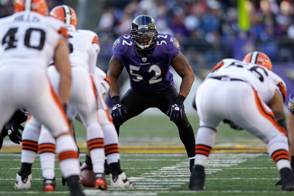 Ray Lewis Baltimore Ravens v Cleveland Browns 2011