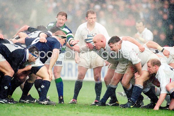 England and Scotland prepare to scrummage