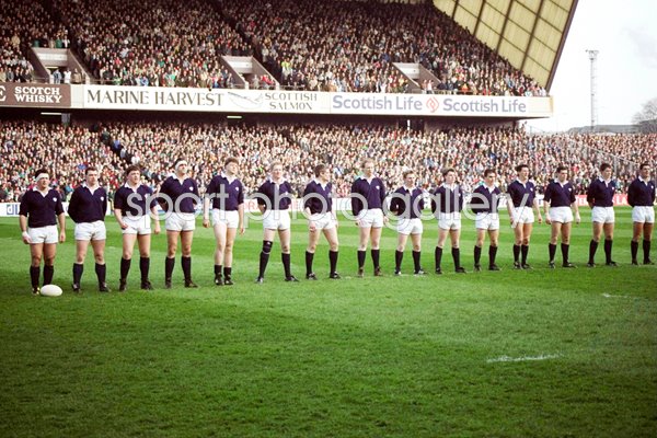The Scottish team line 1990