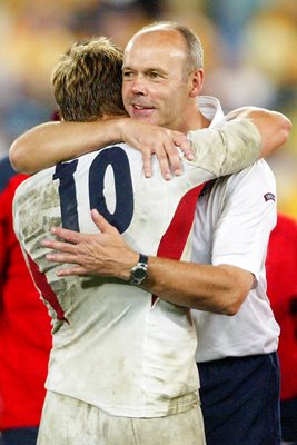 Clive Woodward celebrates with Jonny Wilkinson 