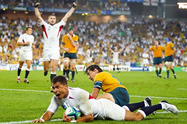 Jason Robinson scores RWC Final try