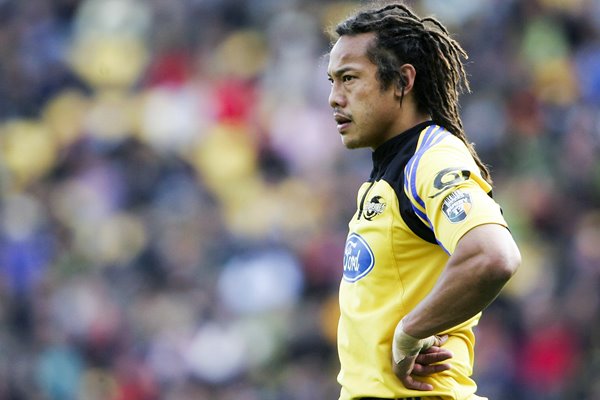 Tana Umaga of the Hurricanes 