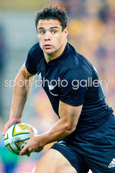 Daniel Carter All Blacks action