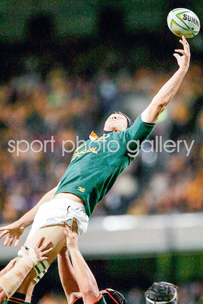Albert van den Berg jumps