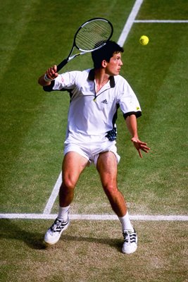 Tim Henman eye on the ball