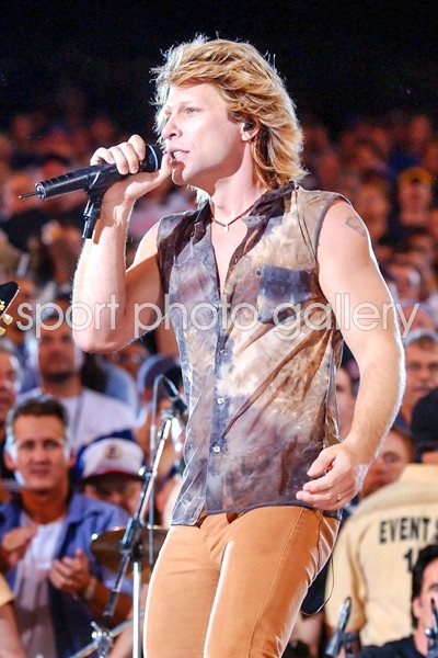 Bon Jovi Kicks Off NFL Season