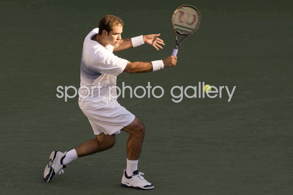 Pete Sampras returns US Open