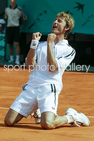Juan Carlos Ferrero celebrates
