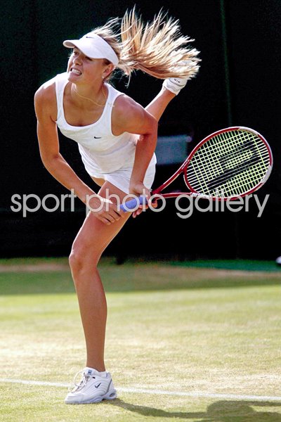 Maria Sharapova serves