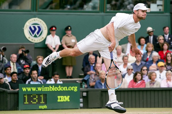 Andy Roddick  serves Wimbledon 2004  