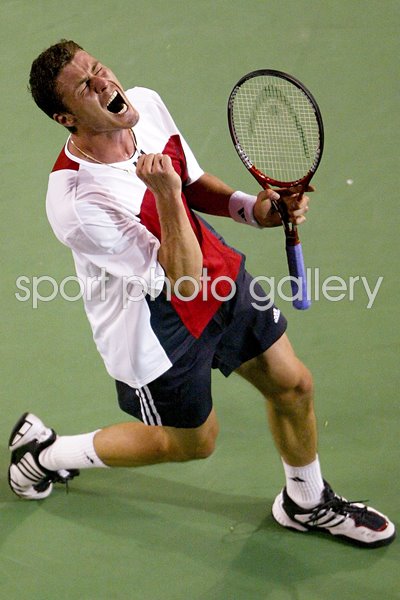 Marat Safin of Russia celebrates 