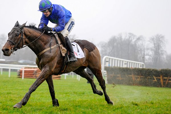 Ruby Walsh & Hurricane Fly win Irish Champion Hurdle 2012