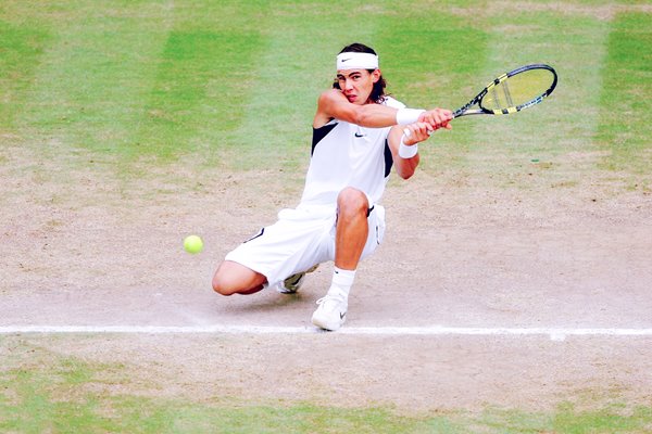 Rafael Nadal returns Wimbledon 2006