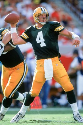 Brett Favre Green Bay Packers v Buccaneers 2001