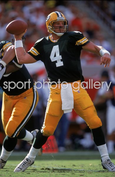 Brett Favre Green Bay Packers v Buccaneers 2001