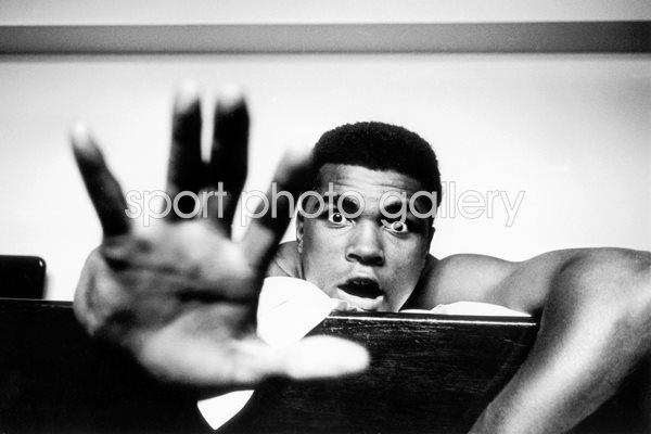 Muhammad Ali Give Me Five 1963