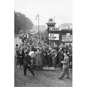 Spectators Queue At Lord's Bradman's last Ashes 1948