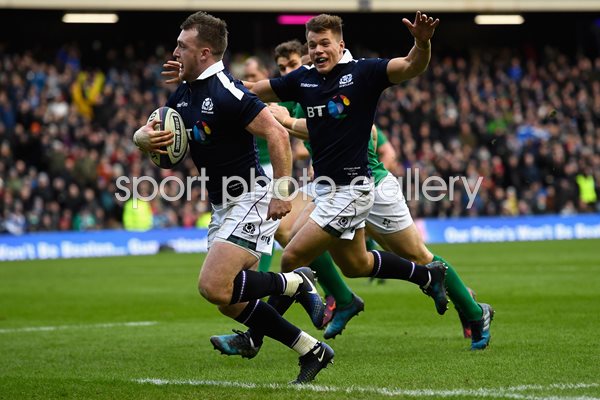 Stuart Hogg Scotland scores v Ireland 6 Nations 2017
