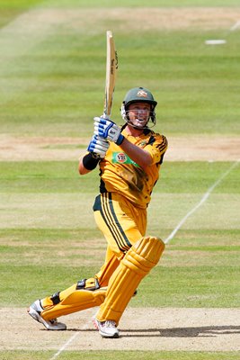 Michael Hussey Lord's action 2010 