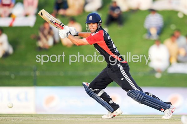 Alastair Cook batting Abu Dhabi 2012