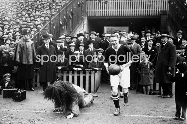 Len Graham Millwall Football Club captain 