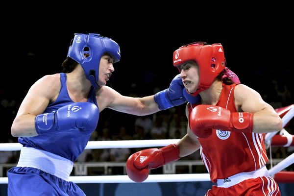 Katie Taylor v Yana Alekseevna