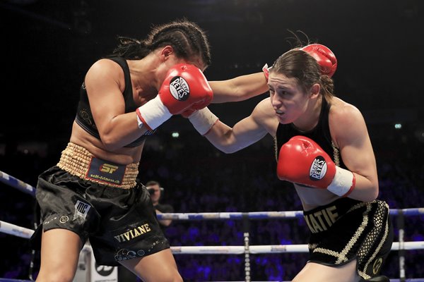 Katie Taylor v Viviane Obenauf