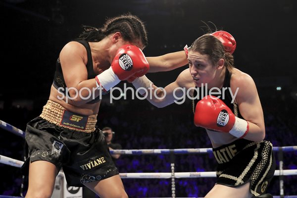 Katie Taylor v Viviane Obenauf 