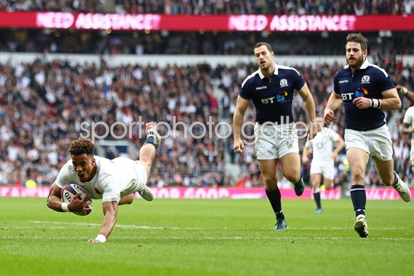Anthony Watson England scores v Scotland 6 Nations 2017