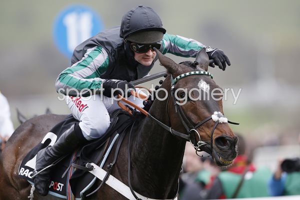 Nico de Boinville & Altior win Arkle Challenge Cheltenham 2017