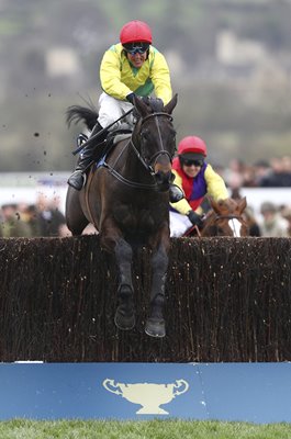 Robbie Power & Sizing John win Cheltenham Gold Cup 2017