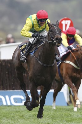 Robbie Power & Sizing John win Cheltenham Gold Cup 2017