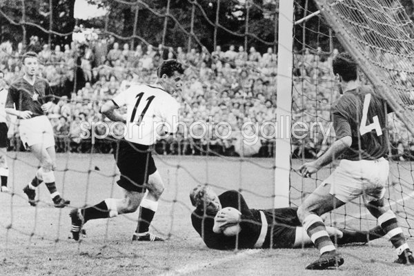 Hans Schaefer Germany v Czechoslovakia World Cup 1958