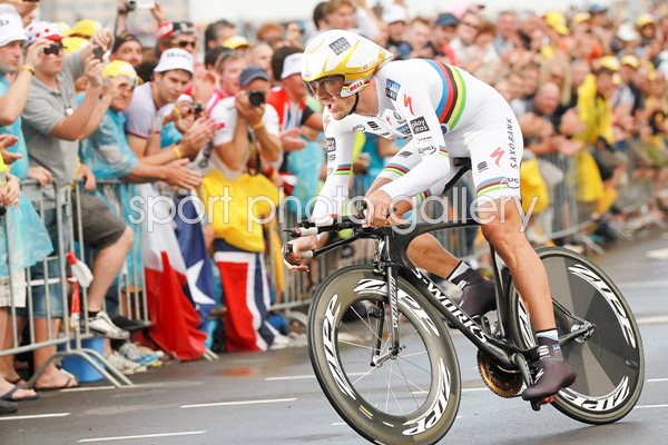 Fabian Cancellara wins Prologue - 2010 Tour