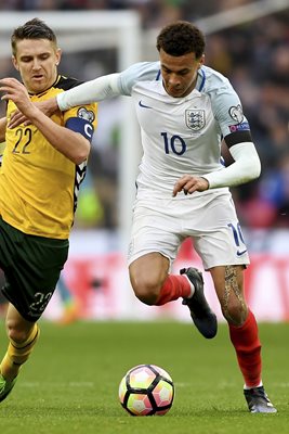 Dele Alli England v Lithuania 2017